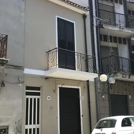 Mandanici 20 * Barcellona Pozzo di Gotto